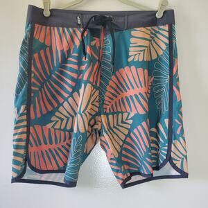 HSD Kirra Australia Colorful 4 Way Stretch Swim Surf Board Shorts Men's 34 X 8